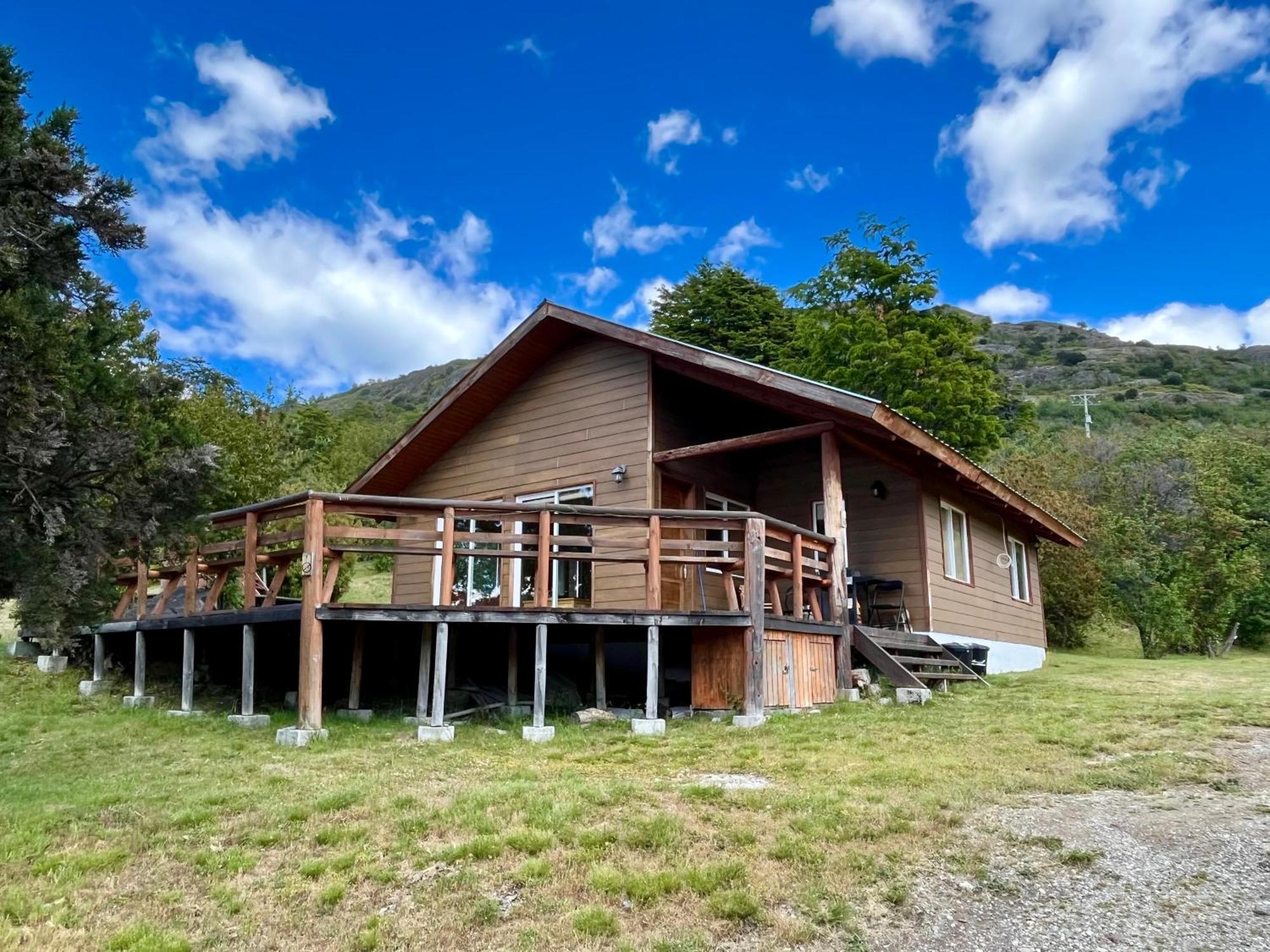 Patagonia 47G Hotel Aldana ภายนอก รูปภาพ